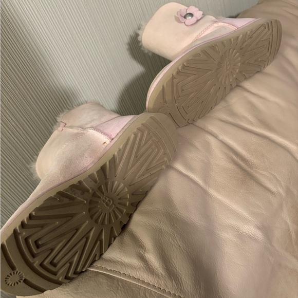 UGG Light Pink Sheepskin Boots - Picture 3 of 3